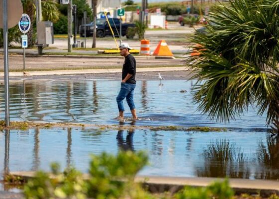 North Carolina Beach Towns Begin Cleanup After Historic Flooding